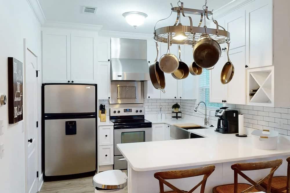 Photo of Kitchen in Ono Island
