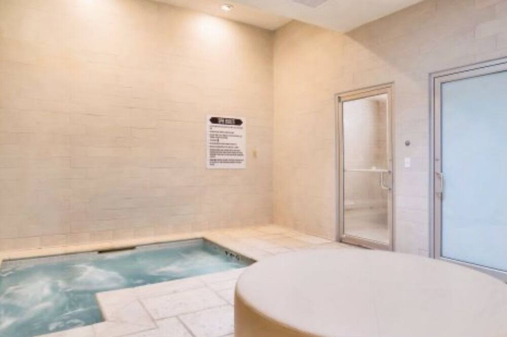 Photo of Bathroom in College Park