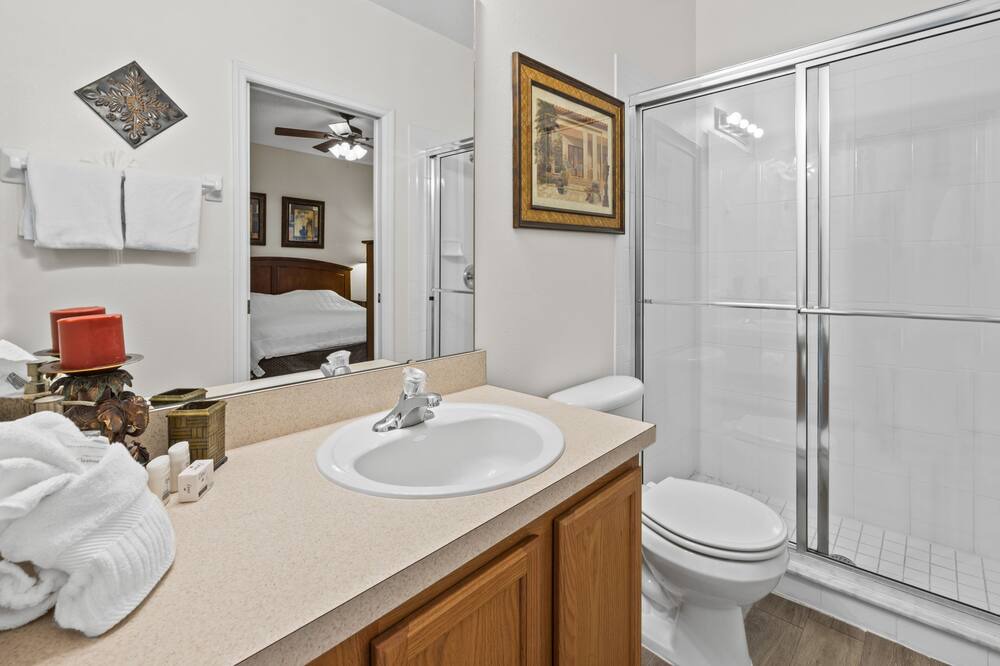 Photo of Bathroom in Sunset Ridge