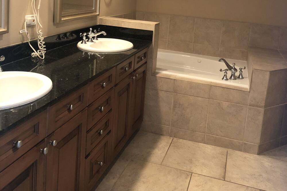 Photo of Bathroom in Pensacola Beach