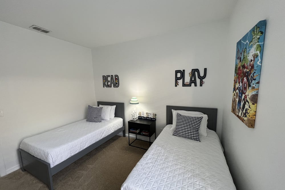 Photo of Bedroom in Sunset Ridge