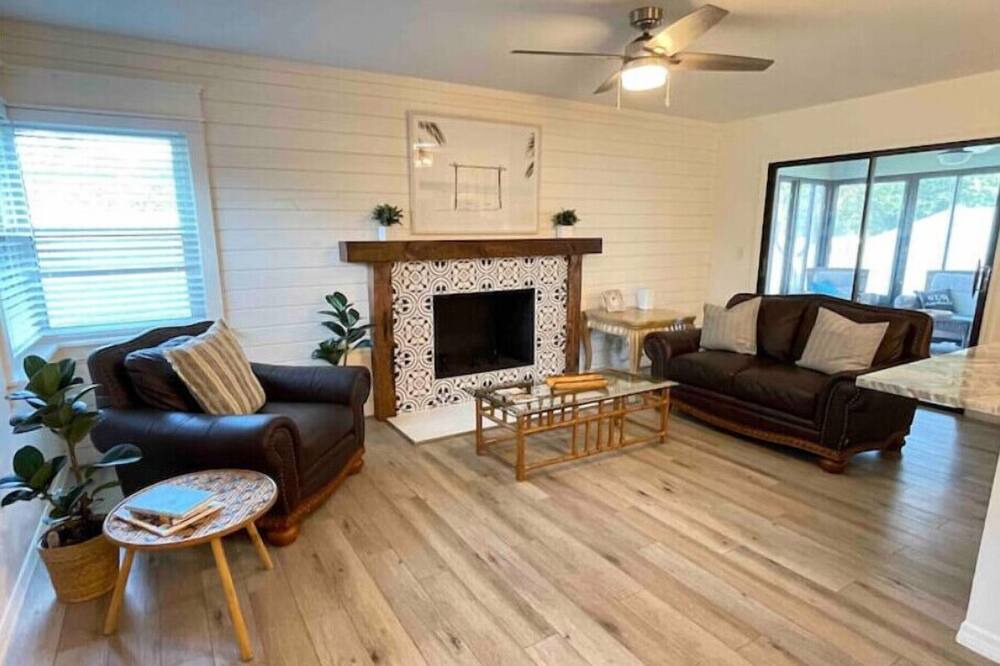 Photo of Livingroom in Saint Augustine Shores