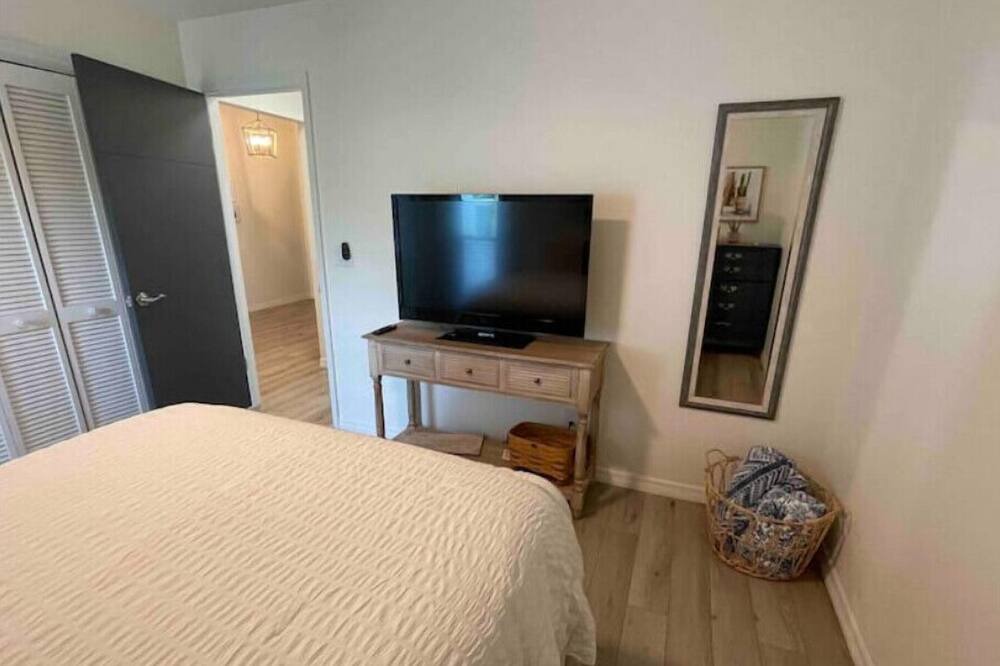 Photo of Bedroom in Saint Augustine Shores