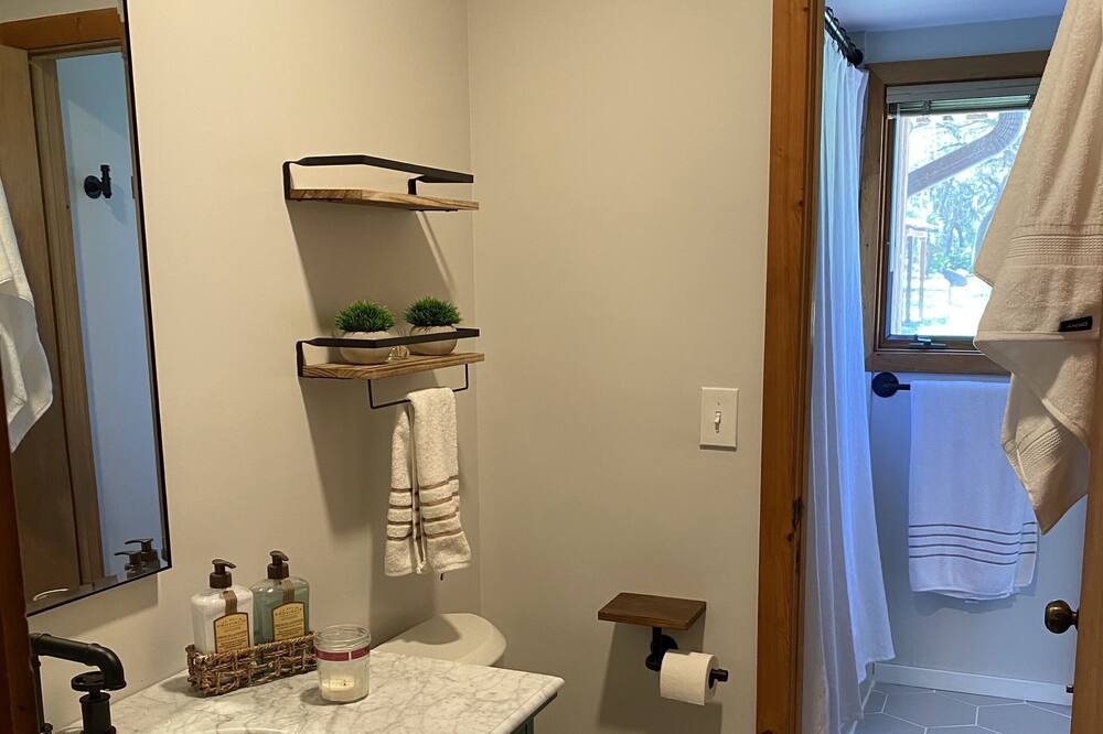 Photo of Bathroom in Georgetown
