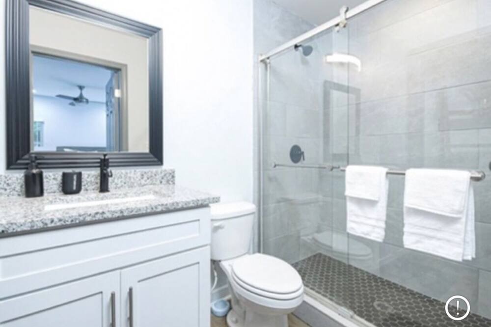 Photo of Bathroom in Browns Mill Park