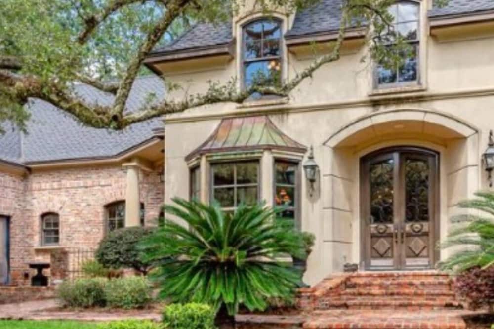 Photo of Outdoor in Gulf Hills