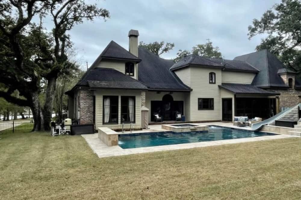Photo of Outdoor in Gulf Hills