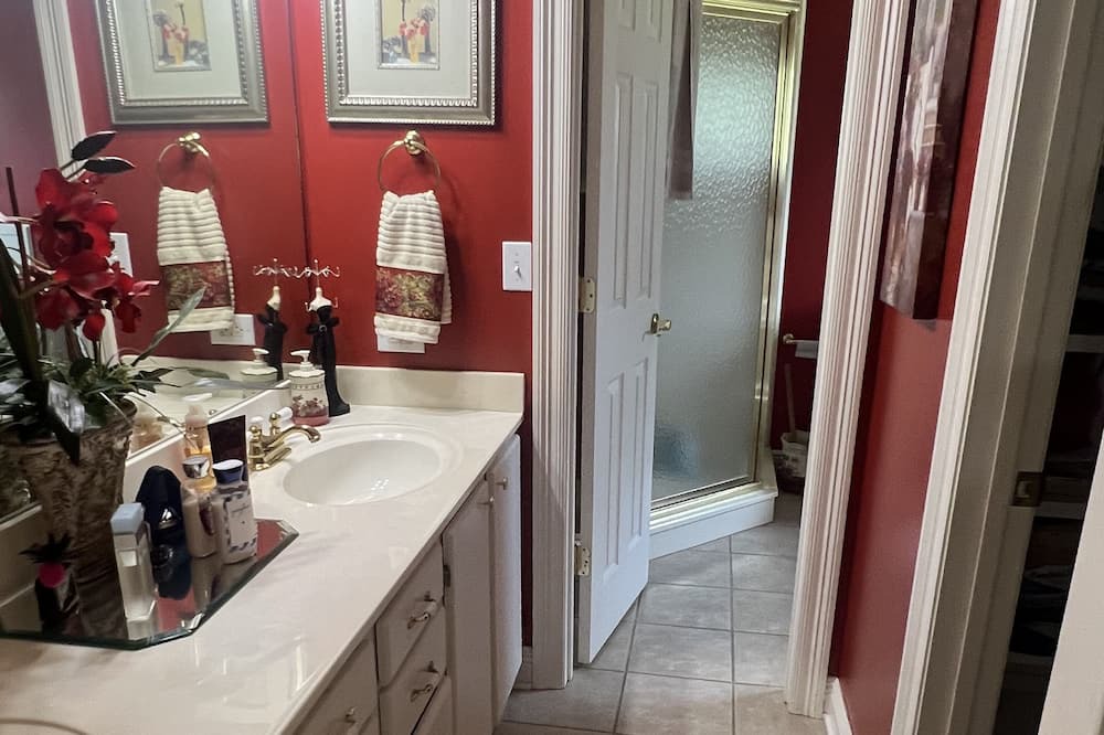 Photo of Bathroom in Brooklyn