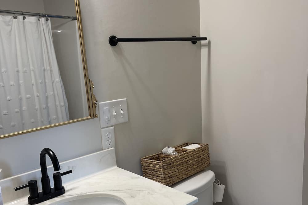 Photo of Bathroom in Wetumpka
