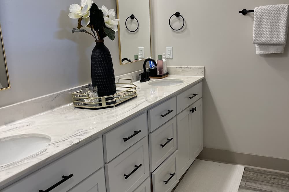 Photo of Bathroom in Wetumpka