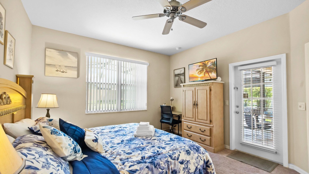 Photo of Bedroom in Florida Pines