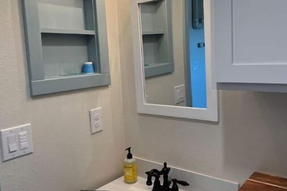 Photo of Bathroom in Milton