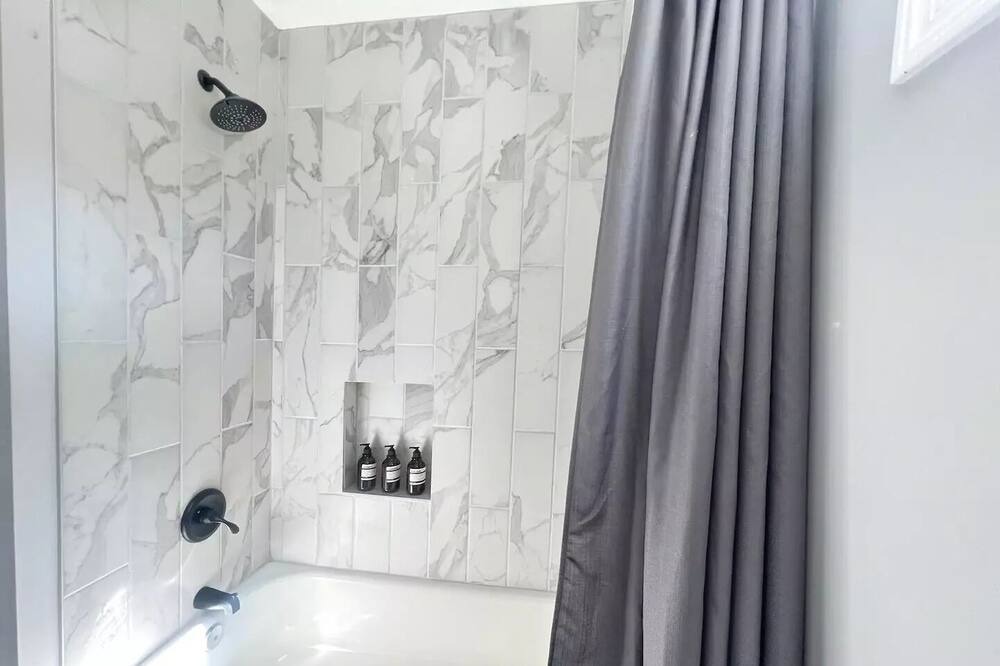 Photo of Bathroom in Sylvan Hills