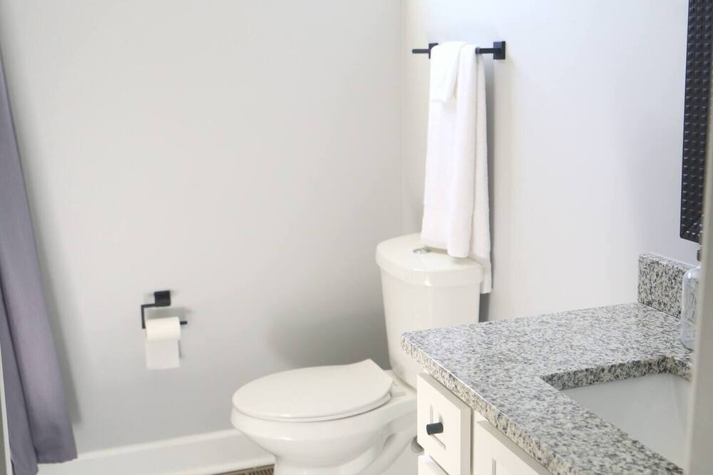 Photo of Bathroom in Sylvan Hills
