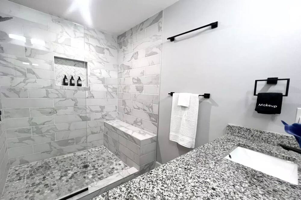 Photo of Bathroom in Sylvan Hills