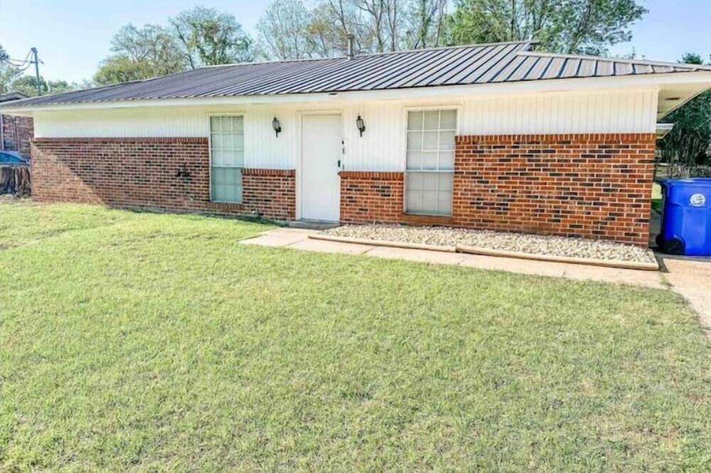 Photo of Outdoor in Prattville