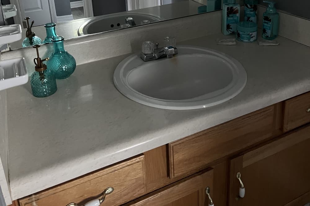 Photo of Bathroom in Theodore
