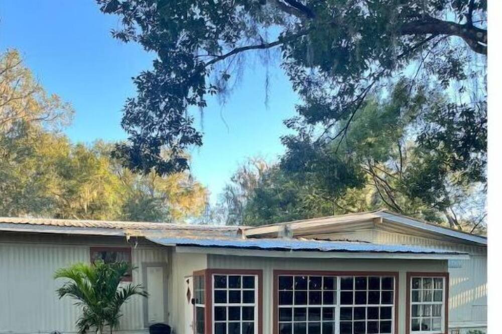 Photo of Outdoor in Lemon Bluff