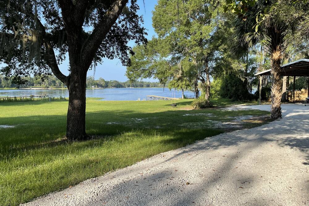Photo of Outdoor in Edgar