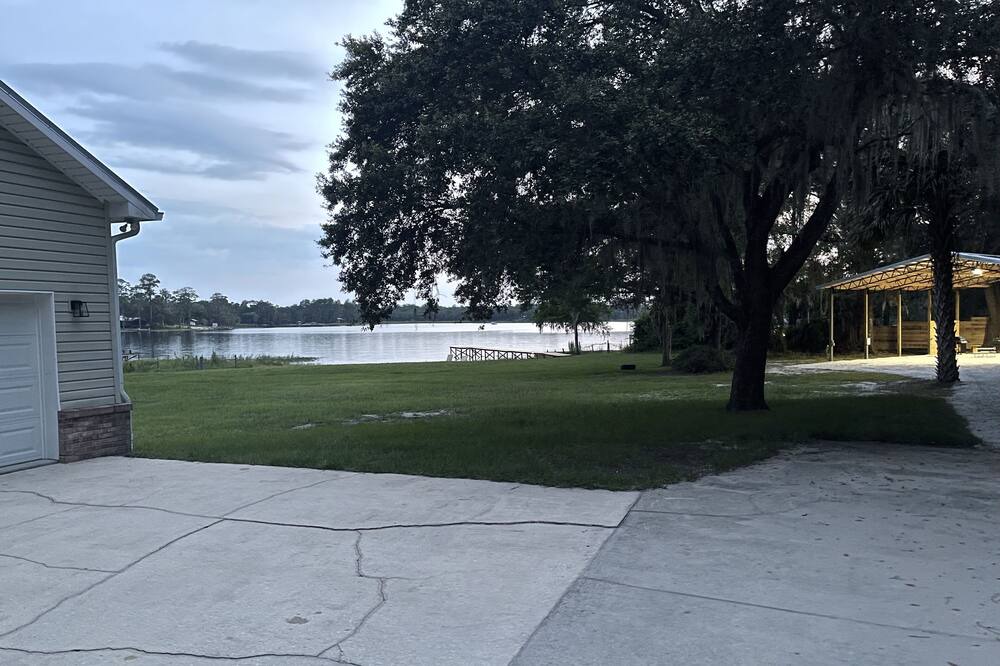 Photo of Outdoor in Edgar