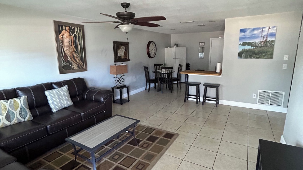 Photo of Livingroom in Port Orange