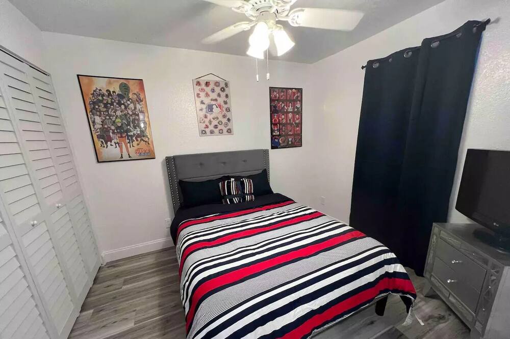 Photo of Bedroom in Winter Springs