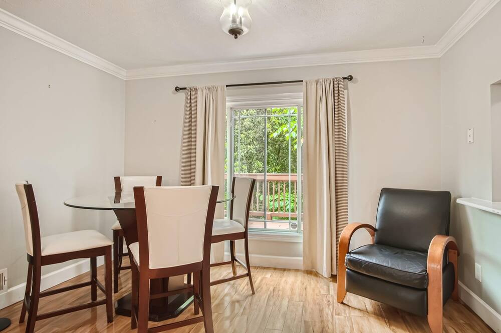 Photo of Bedroom in Decatur
