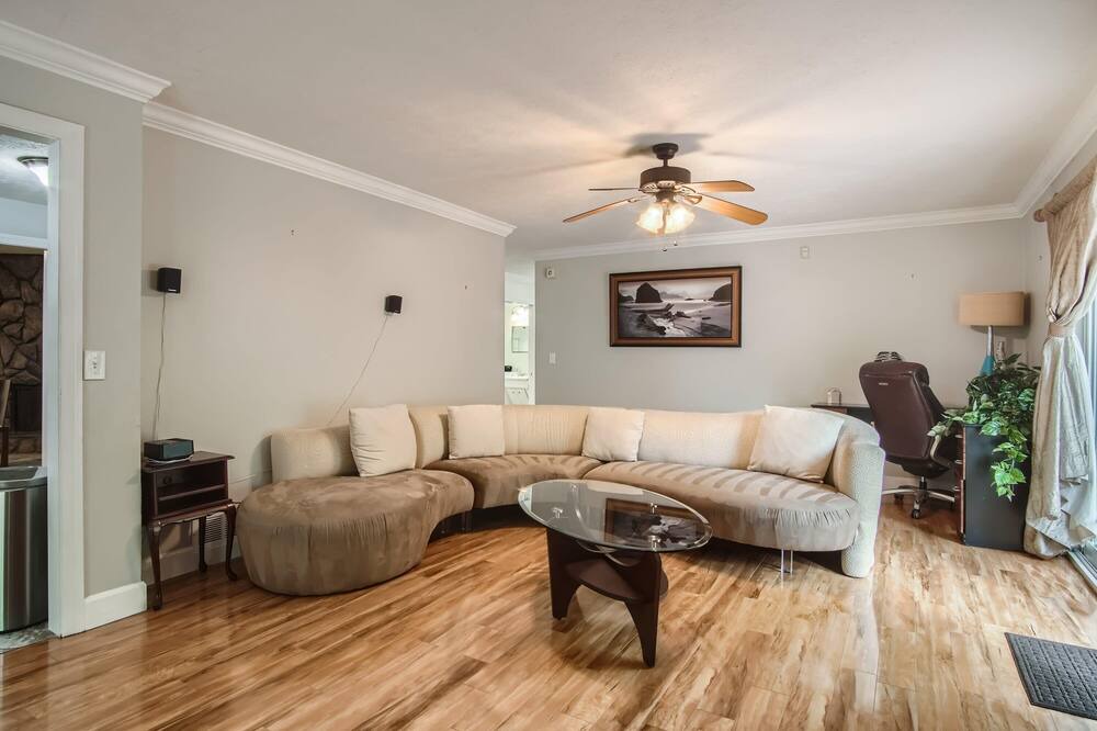 Photo of Bedroom in Decatur