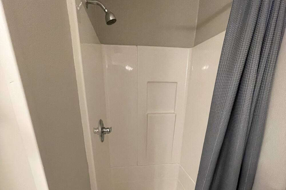 Photo of Bathroom in Tuscaloosa