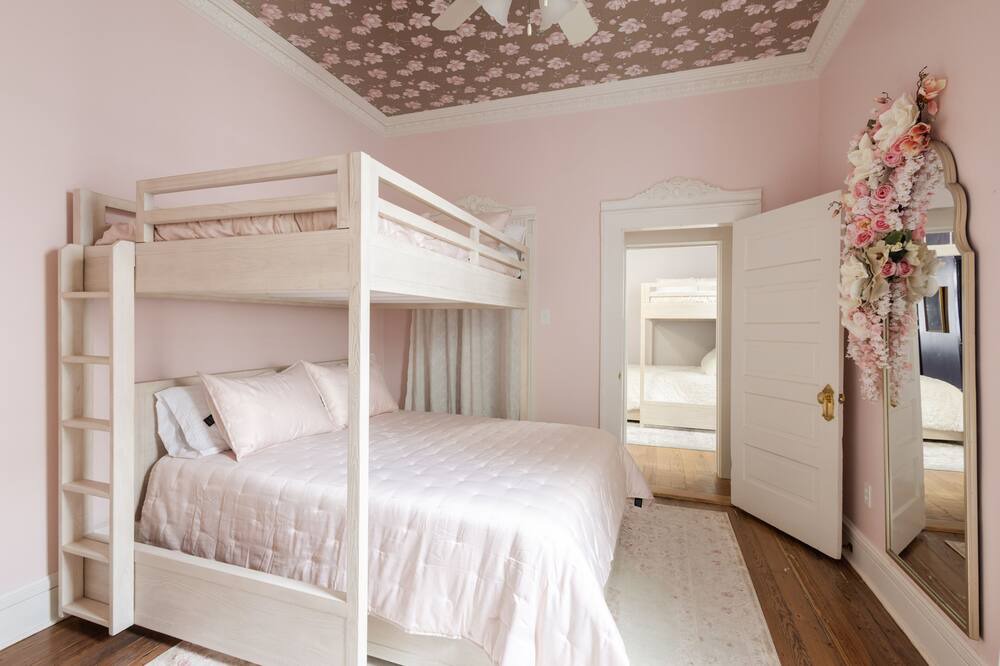 Photo of Bedroom in French Quarter