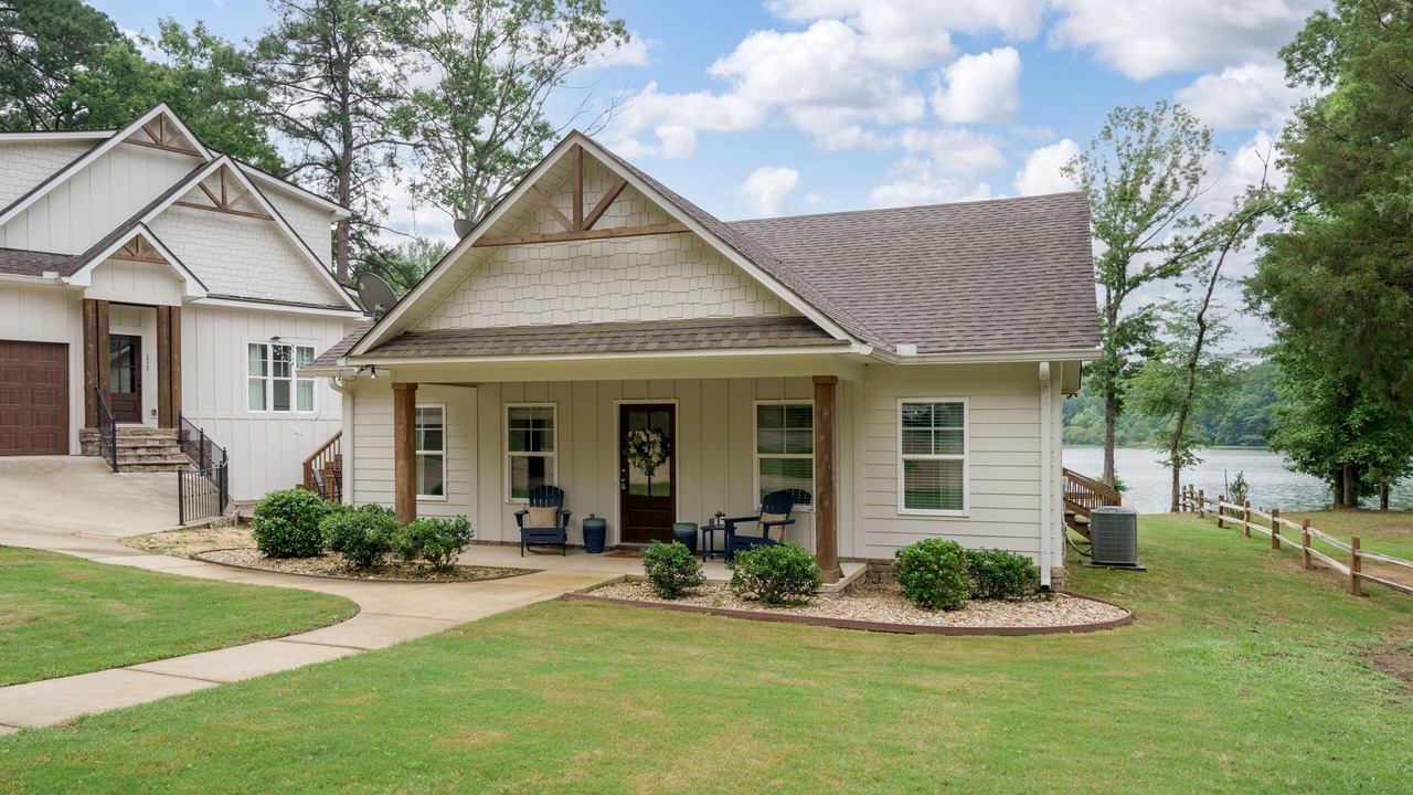 Photo of Outdoor in Samantha