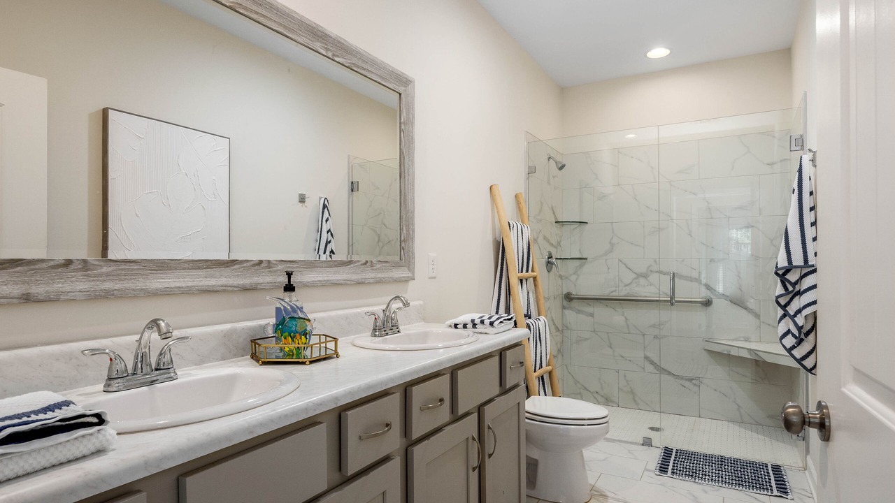 Photo of Bathroom in Samantha