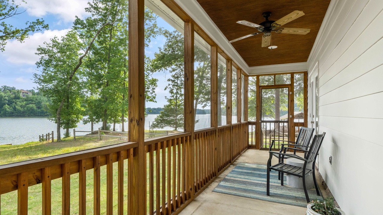 Photo of Outdoor in Samantha