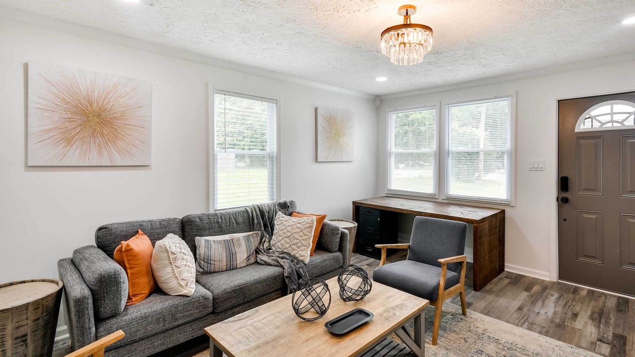 Photo of Livingroom in Tuskegee