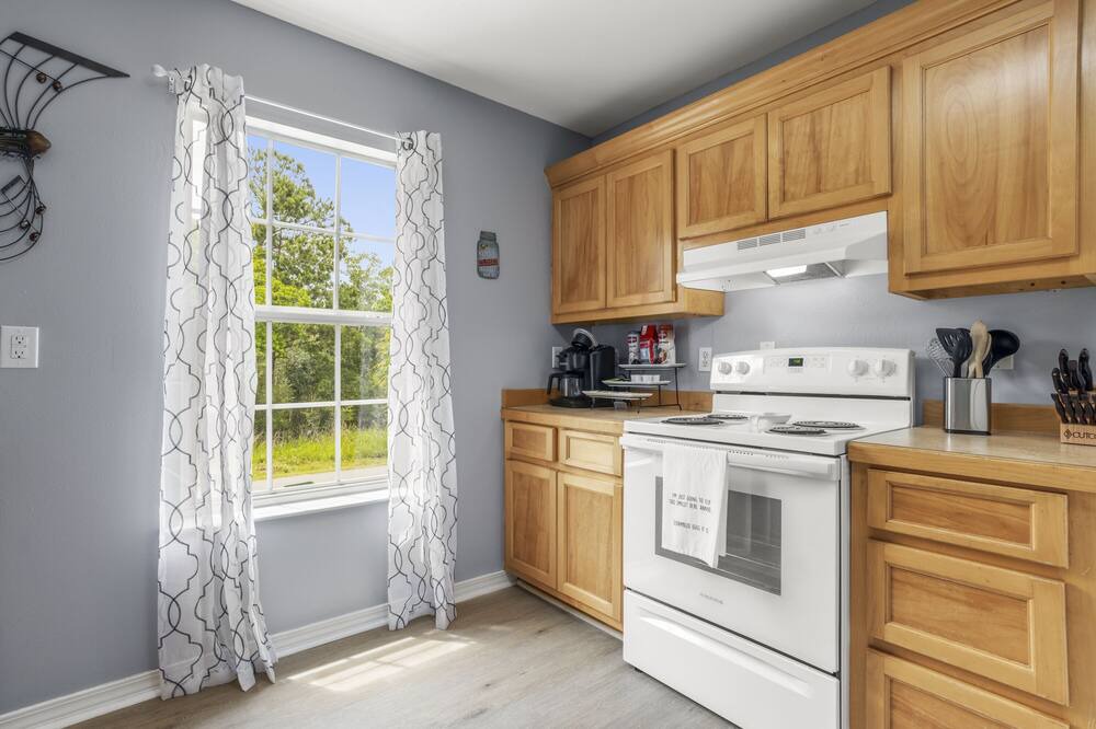 Photo of Kitchen in Shoreline Park