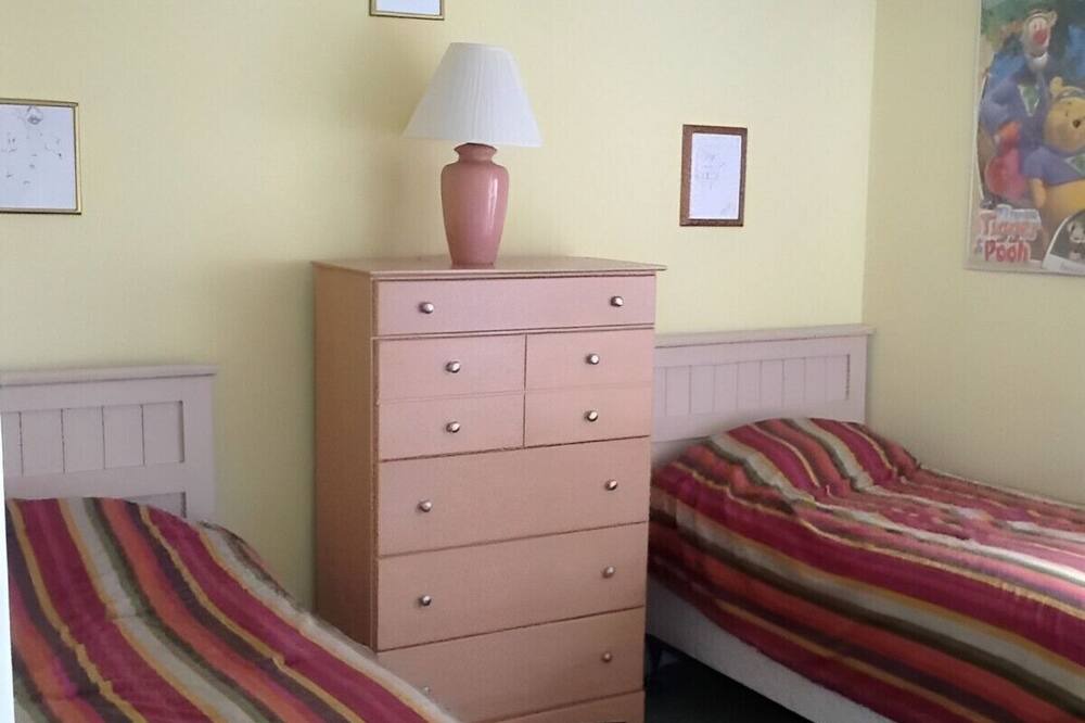 Photo of Bedroom in Florida Pines