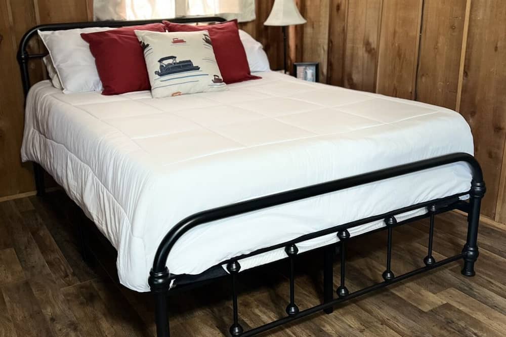 Photo of Bedroom in Wedowee