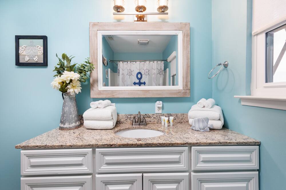Photo of Bathroom in Fort Morgan
