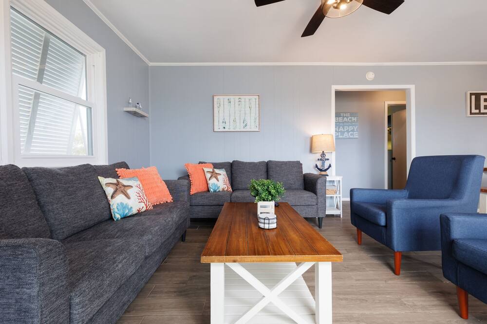 Photo of Livingroom in Fort Morgan