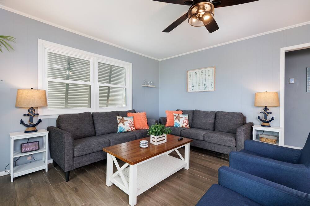 Photo of Livingroom in Fort Morgan