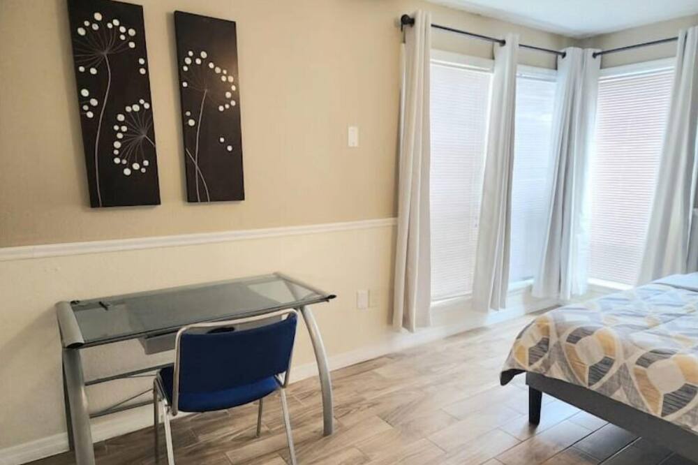 Photo of Bedroom in Winter Park