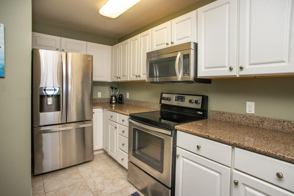 Photo of Kitchen in Innerarity Townhomes