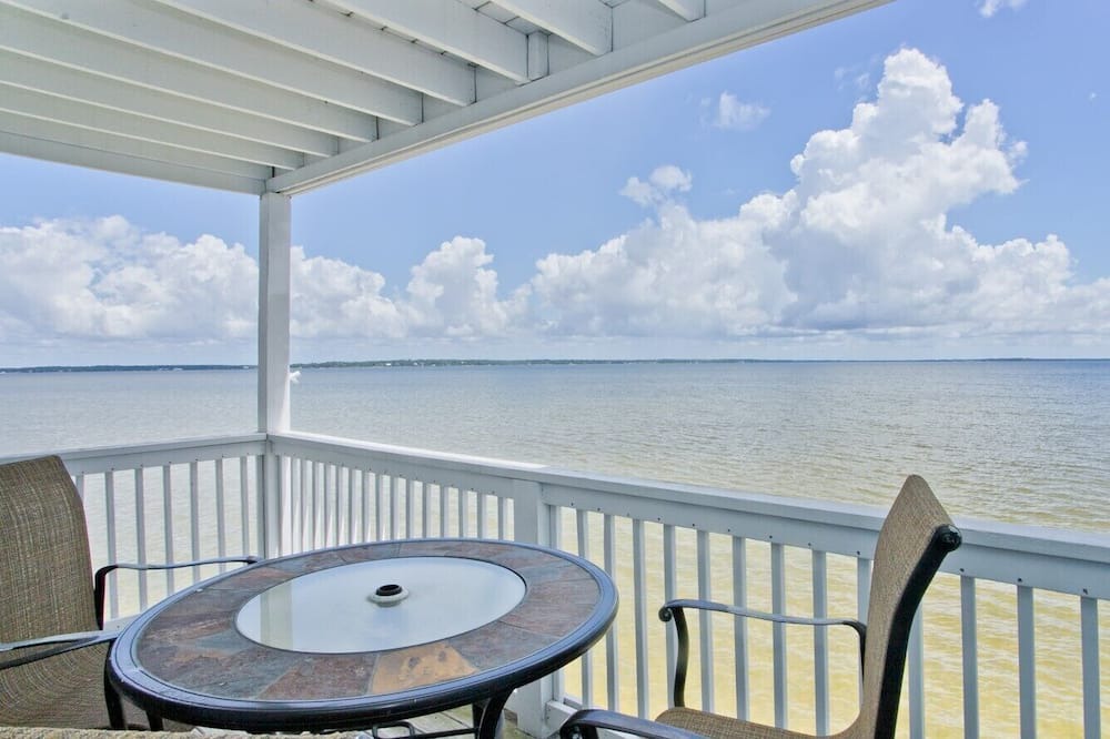 Photo of Outdoor in Innerarity Townhomes