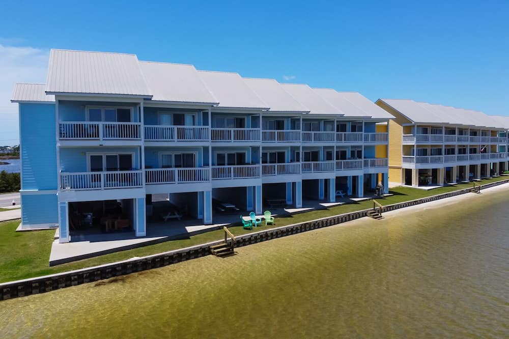 Photo of Outdoor in Innerarity Townhomes