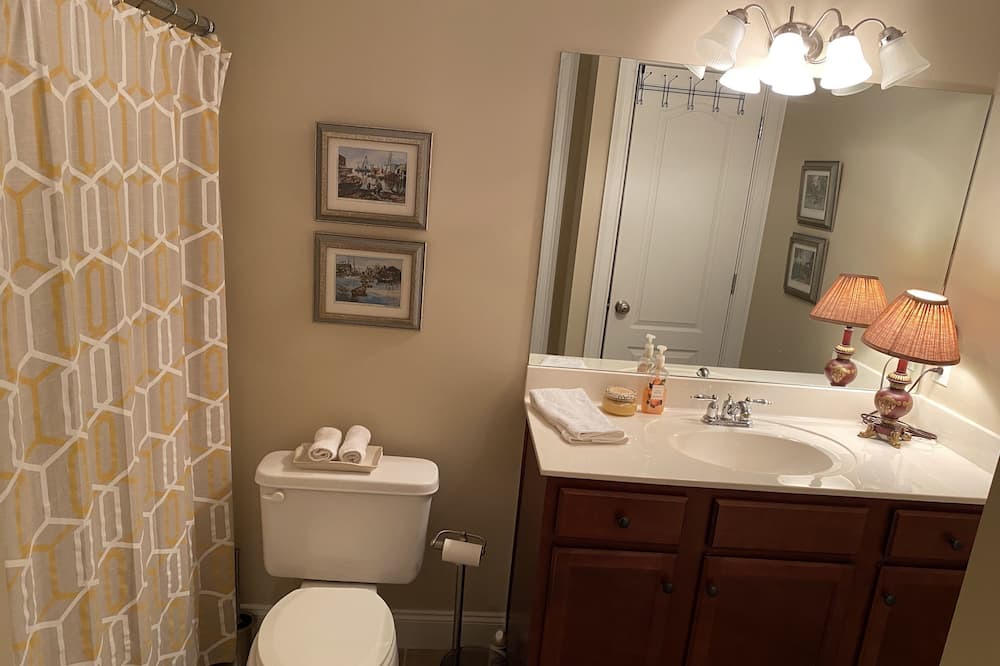Photo of Bathroom in Alexander City