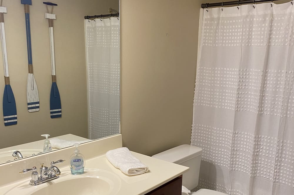 Photo of Bathroom in Alexander City