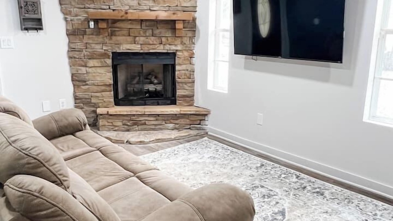 Photo of Livingroom in Trimble