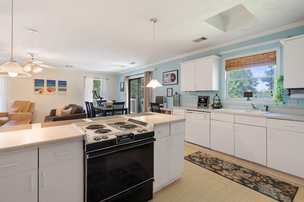 Photo of Kitchen in Hardwick