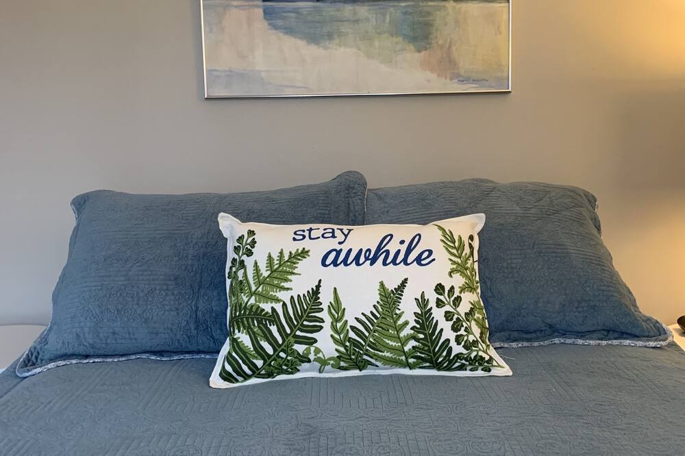 Photo of Bedroom in Suttons Bay