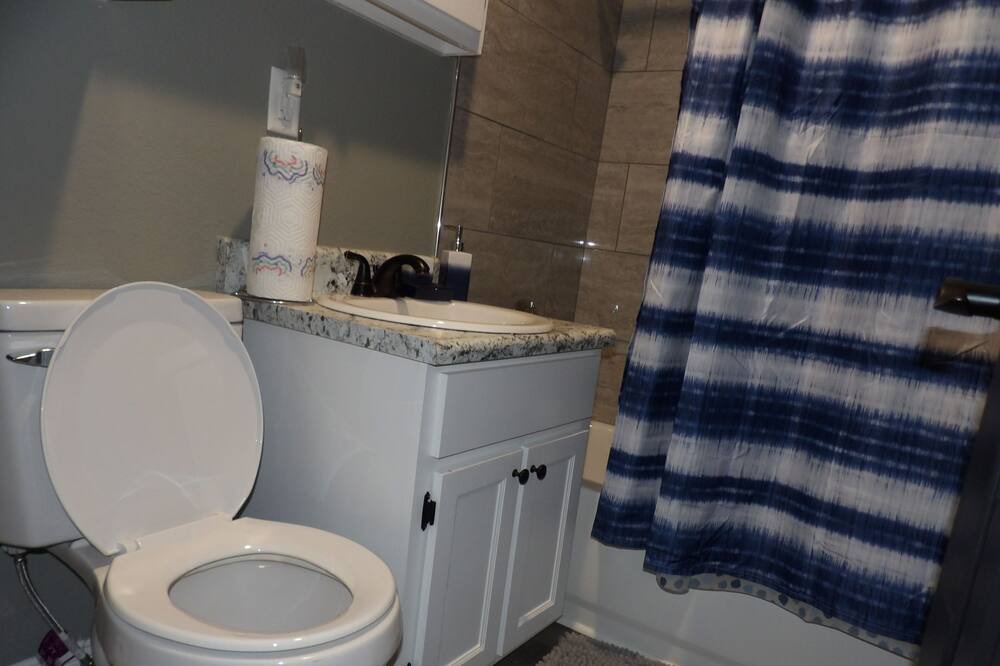 Photo of Bathroom in Pascagoula